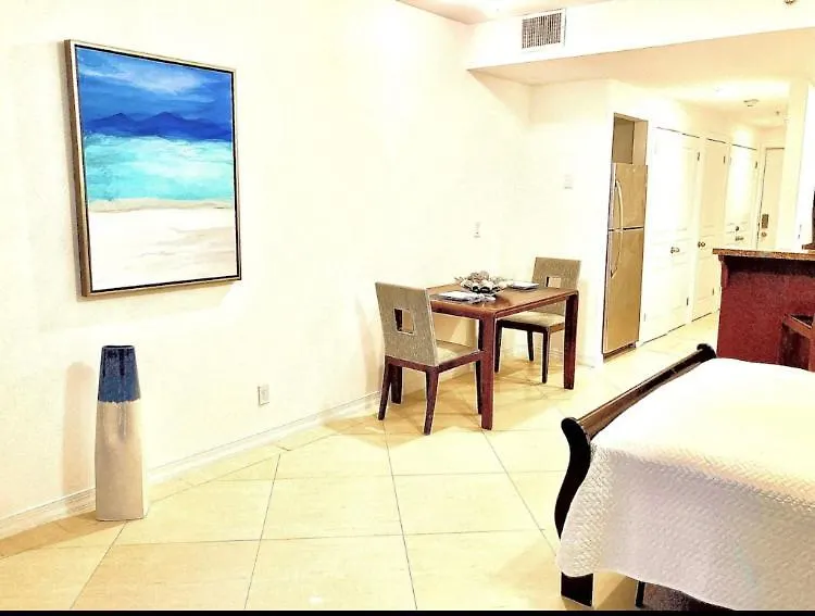 Apartment La Vista Azul - Lovely Spacious Condo Close To Grace Bay - Free Wi-Fi Turtle Cove