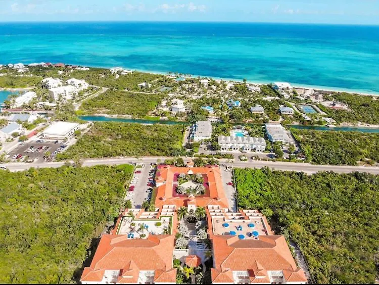 La Vista Azul - Lovely Spacious Condo Close To Grace Bay - Free Wi-Fi Turtle Cove Turks And Caicos Islands